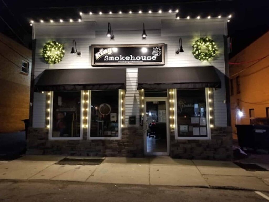 Commercial-Christmas-Light-Installation-Batavia-IL