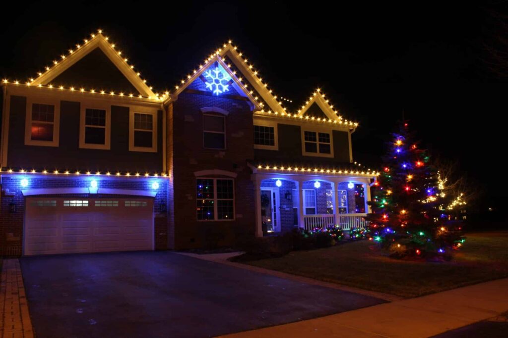 residential Christmas lights Batavia IL